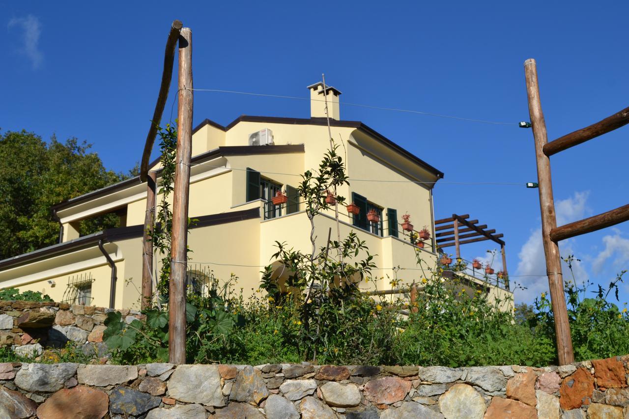 Bed and Breakfast Joie De Vivre Calice Ligure Экстерьер фото