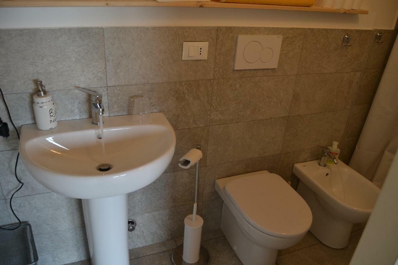 Bed and Breakfast Joie De Vivre Calice Ligure Экстерьер фото