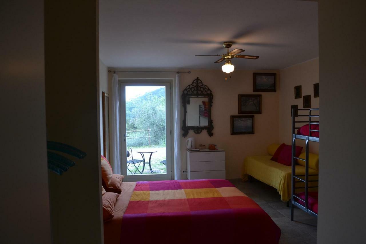 Bed and Breakfast Joie De Vivre Calice Ligure Экстерьер фото